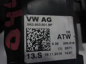 Foto de MANDO MULTIFUNCION VOLKSWAGEN TOURAN (1T3) 1.6 TDI DPF (105 CV / 77 KW) referencia 5K0953501BF foto 3