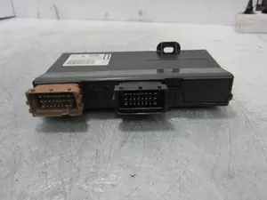 Foto de MODULO ELECTRONICO PEUGEOT 407 COUPÉ 2.7 HDi FAP CAT (UHZ / DT17TED4) (204 CV / 150 KW) referencia 9650281980 foto 5