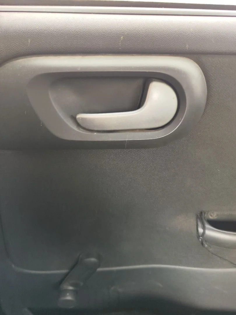 Foto de MANETA INTERIOR TRASERA DERECHA OPEL CORSA C 1.2 16V CAT (Z 12 XEP / LB4) (80 CV / 59 KW)
