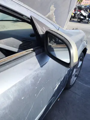 Foto de RETROVISOR DERECHO OPEL ASTRA H GTC 1.7 16V CDTI (101 CV / 74 KW) foto 3