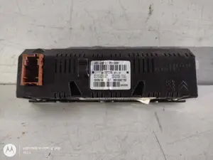 Foto de PANTALLA MULTIFUNCION CITROEN C3 1.4 HDi (68 CV / 50 KW) referencia 98037778 foto 2