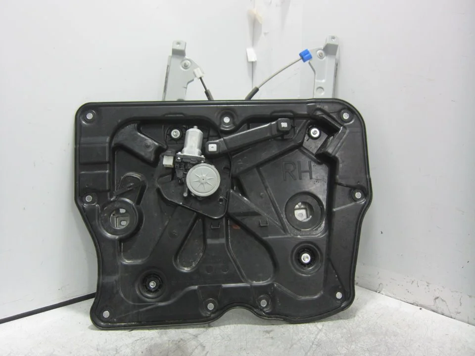 Foto de ELEVALUNAS DELANTERO DERECHO NISSAN X-TRAIL (T31) 2.0 16V CAT (141 CV / 104 KW) referencia 80774JG