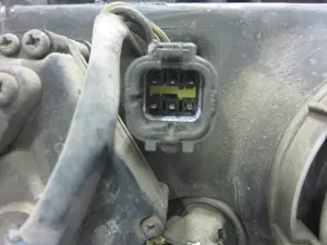 Foto de FARO IZQUIERDO NISSAN ALMERA (N15) 2.0 Diesel (75 CV / 55 KW) referencia E139261 foto 3