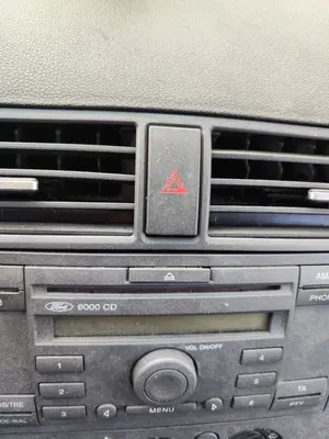 Foto de WARNING FORD FOCUS C-MAX (CAP)(2003) 1.6 TDCi CAT (109 CV / 80 KW)