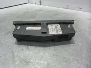 Foto de MANDO CLIMATIZADOR BMW SERIE 3 BERLINA (E46) 3.0 24V Turbodiesel CAT (184 CV / 135 KW) referencia 64116907897 foto 3