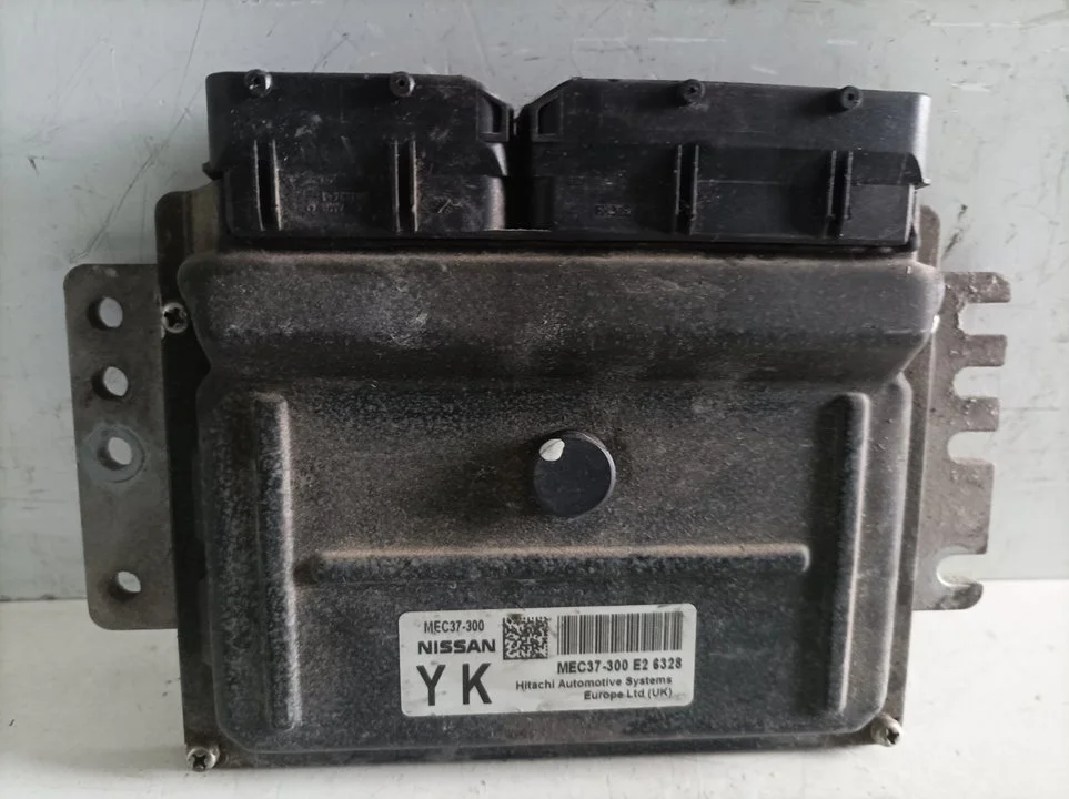 Foto de CENTRALITA MOTOR UCE NISSAN MICRA (K12E) 1.2 CAT (80 CV / 59 KW) referencia MEC37300