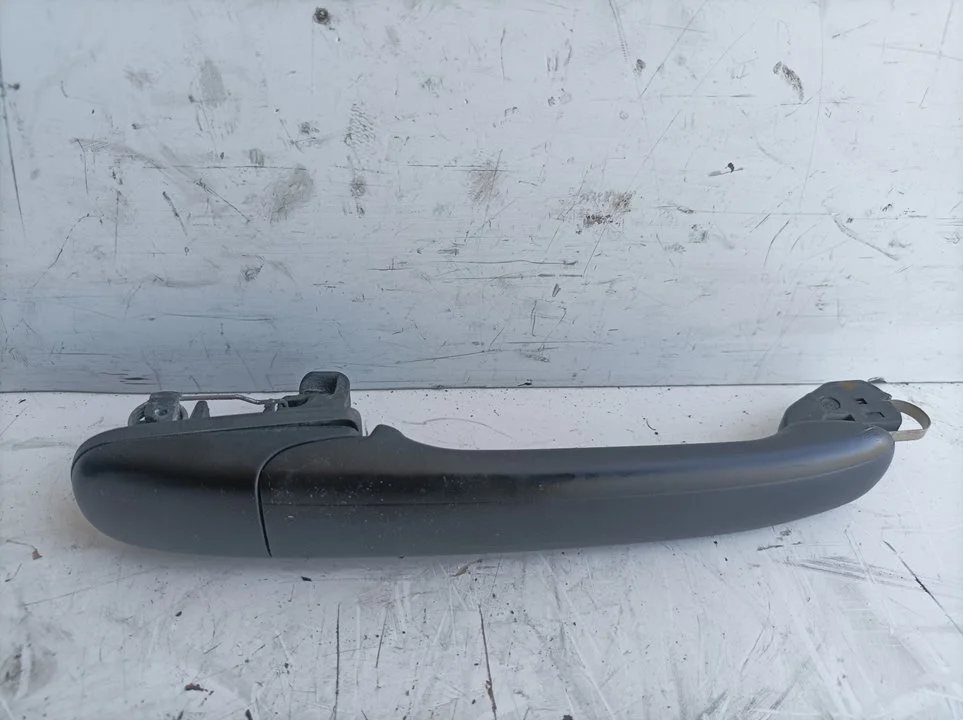 Foto de MANETA EXTERIOR TRASERA DERECHA SEAT CORDOBA BERLINA (6K2)