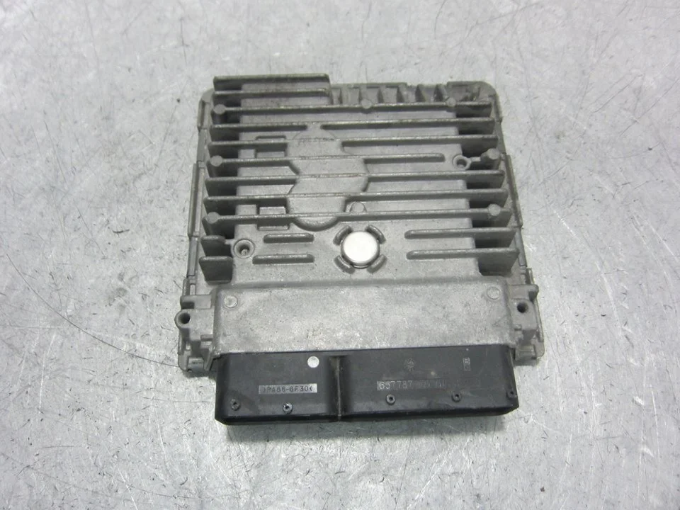 Foto de CENTRALITA MOTOR UCE SEAT IBIZA BERLINA (6J5) 1.6 TDI (105 CV / 77 KW) referencia 03L906023LD