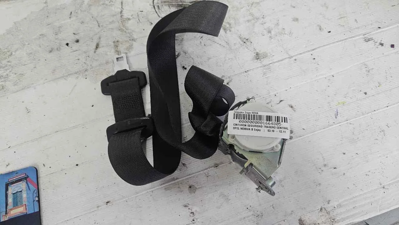 Foto de CINTURON SEGURIDAD TRASERO CENTRAL OPEL MERIVA B 1.7 16V CDTI (110 CV / 81 KW) referencia 5424265