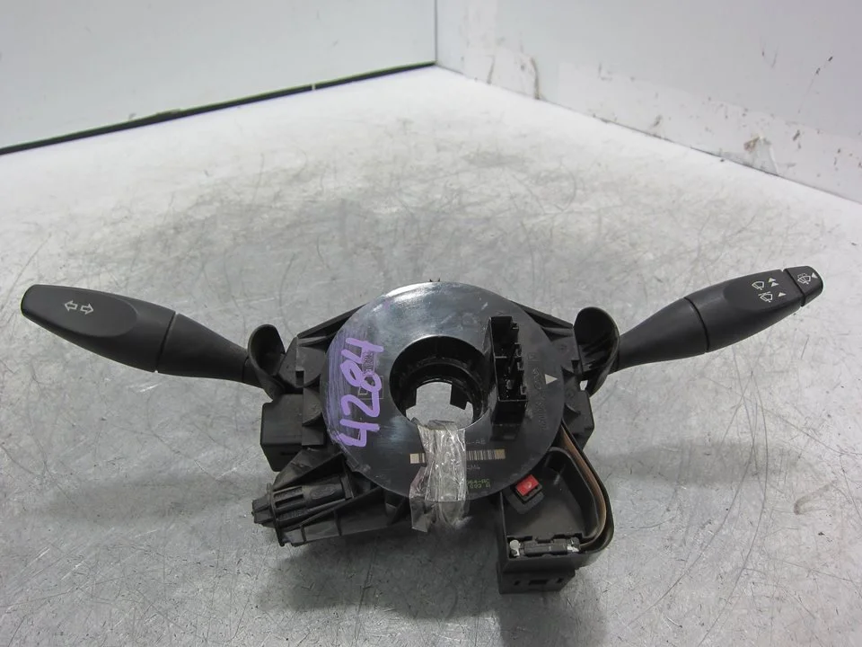Foto de MANDO MULTIFUNCION FORD FUSION (CBK) 1.4 TDCi CAT (68 CV / 50 KW) referencia 1S7T13335AE