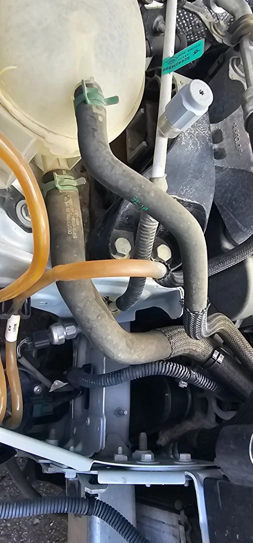 Foto de PUNTA CHASIS DELANTERA RENAULT CAPTUR I 1.5 dCi Diesel FAP (110 CV / 81 KW)