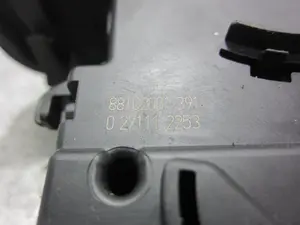 Foto de MANDO MULTIFUNCION RENAULT CLIO III 1.5 dCi Diesel FAP (75 CV / 55 KW) referencia 88103007 foto 3