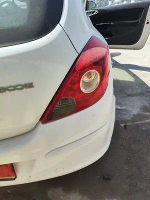Foto de PILOTO TRASERO DERECHO OPEL CORSA D 1.3 16V CDTI (75 CV / 55 KW) referencia 93189091