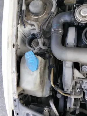 Foto de DEPOSITO LIMPIA SEAT CORDOBA BERLINA (6K2) 1.9 TDI (90 CV / 66 KW) referencia 6K0955453M