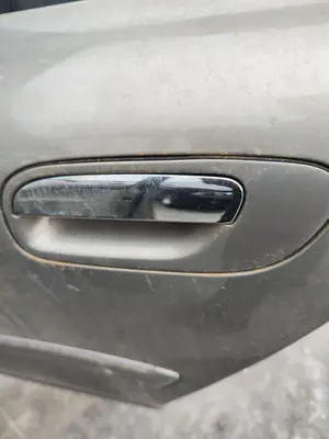Foto de MANETA EXTERIOR TRASERA IZQUIERDA VOLVO S80 BERLINA 2.4 Diesel (131 CV / 96 KW)