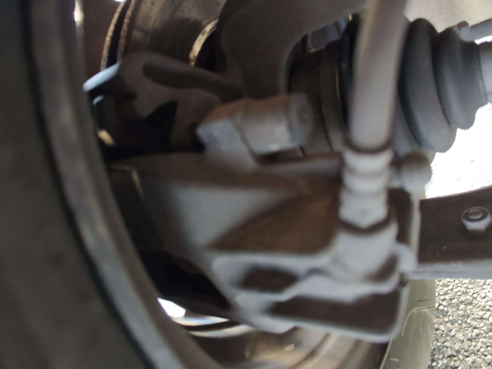 Foto de PINZA DE FRENO DELANTERA DERECHA FORD FOCUS BERLINA (CAK) 1.6 16V CAT (101 CV / 74 KW) referencia 1478507