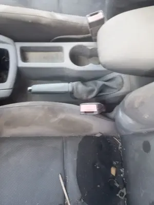 Foto de PALANCA FRENO FORD FOCUS BERLINA (CAP) 1.6 TDCi CAT (109 CV / 80 KW)