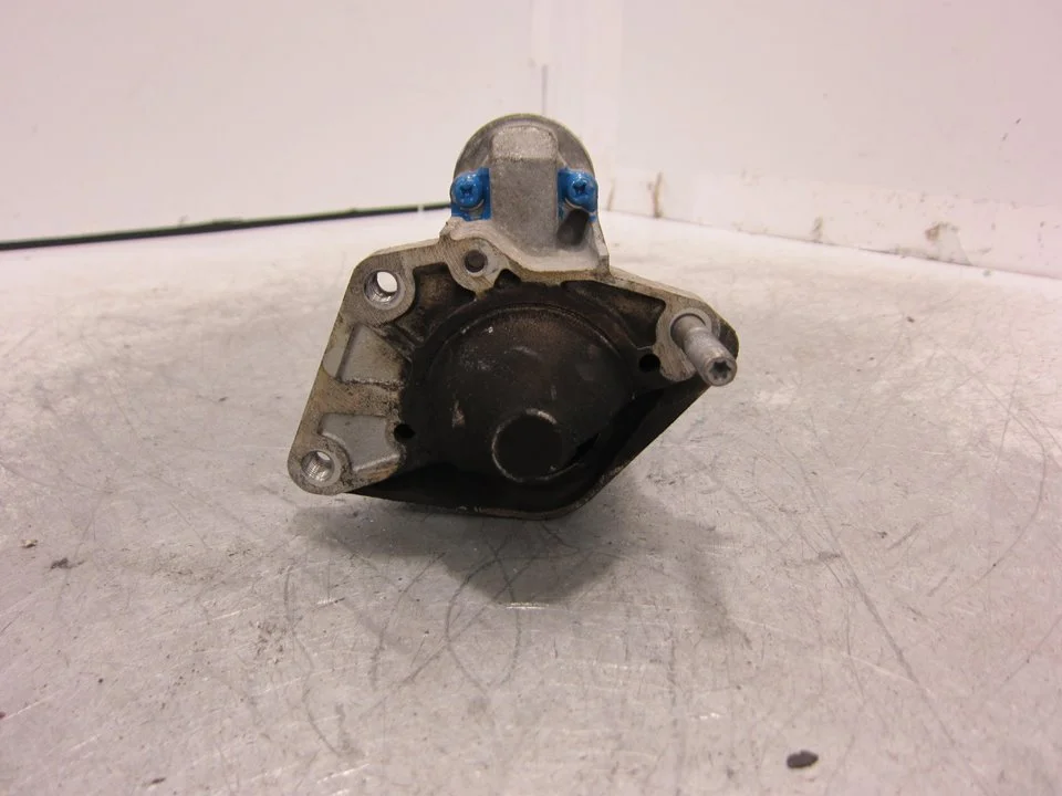 Foto de MOTOR ARRANQUE RENAULT TRAFIC II COMBI referencia 233003248RB