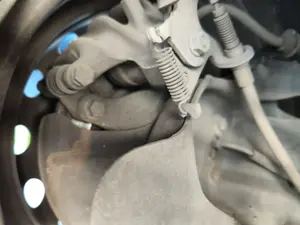 Foto de MANGUETA TRASERA IZQUIERDA FORD FOCUS FAMILIAR (CAK) 1.8 TDCi Turbodiesel CAT (116 CV / 85 KW)
