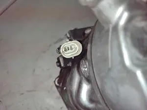 Foto de COMPRESOR AIRE ACONDICIONADO OPEL VECTRA C BERLINA referencia 13171593 foto 5
