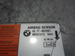 Foto de CENTRALITA AIRBAG BMW SERIE 3 BERLINA (E46) 2.0 16V Diesel CAT (136 CV / 100 KW) referencia 65778372521 foto 2