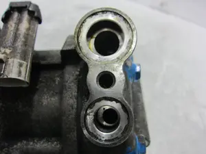 Foto de COMPRESOR AIRE ACONDICIONADO OPEL CORSA C 1.7 16V DTI CAT (Y 17 DT / LR6) (75 CV / 55 KW) referencia GM2442164 foto 4