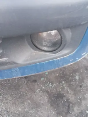 Foto de FARO ANTINIEBLA IZQUIERDO FORD FOCUS BERLINA (CAP) 1.6 TDCi CAT (109 CV / 80 KW)