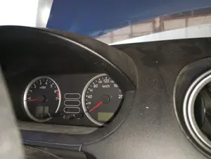 Foto de CUADRO INSTRUMENTOS FORD FIESTA (CBK) 1.25 16V CAT (69 CV / 51 KW) foto 3