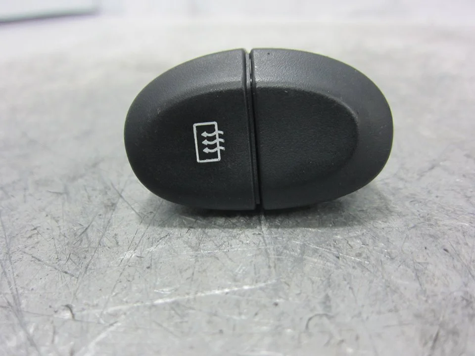 Foto de INTERRUPTOR RENAULT MEGANE I FASE 2 GRANDTOUR (KA...) referencia 429990B