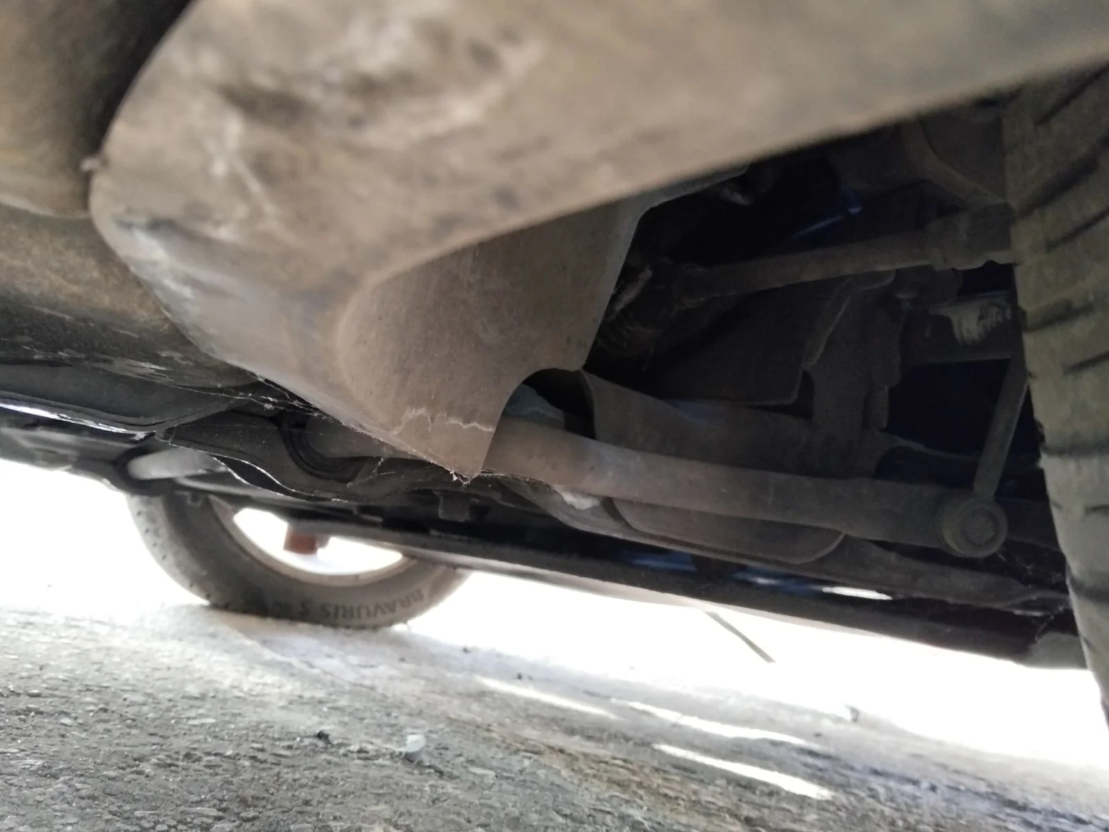 Foto de EJE DELANTERO / CUNA MOTOR PEUGEOT 308 SW 1.6 HDi FAP CAT (9HZ / DV6TED4) (109 CV / 80 KW)