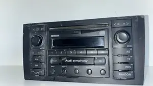 Foto de SISTEMA AUDIO / RADIO CD AUDI A6 AVANT (4B5) referencia 4B0035195