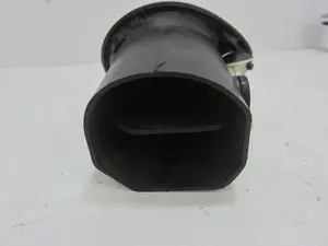 Foto de REJILLA AIREADORA RENAULT CLIO III 1.5 dCi Diesel (106 CV / 78 KW) referencia 220410 foto 3