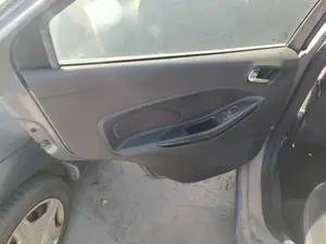Foto de RETENEDOR PUERTA FORD KA+ (CDU) 1.2 Ti-VCT CAT (86 CV / 63 KW) referencia 1545553