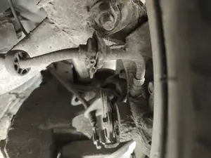 Foto de BIELETA ESTABILIZADORA TRASERA DERECHA ALFA ROMEO 159 (140) 1.9 JTD (M) 16V CAT (150 CV / 110 KW) referencia 51795704