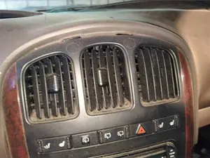 Foto de AIREADOR CENTRAL CHRYSLER VOYAGER (RG)
