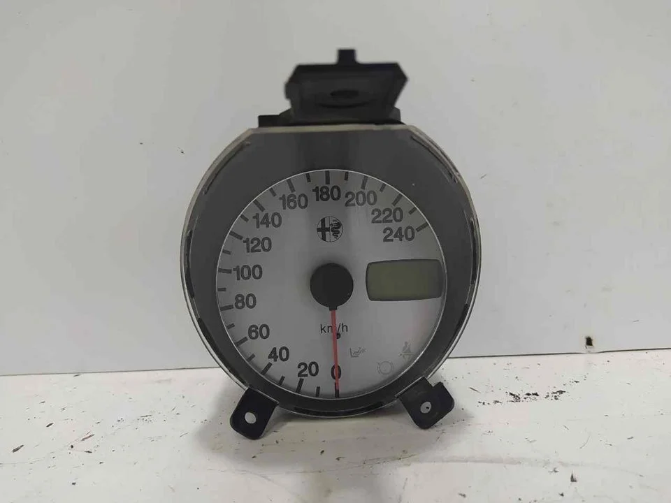 Foto de CUADRO INSTRUMENTOS ALFA ROMEO 156 (116) 1.6 16V CAT (120 CV / 88 KW) referencia 6160340020