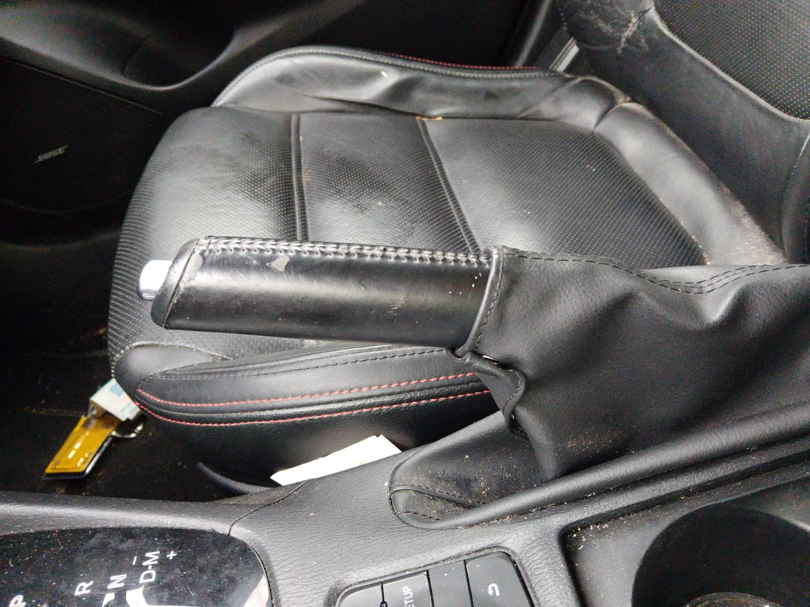 Foto de PALANCA FRENO MAZDA 6 BERLINA (GJ) 2.2 Turbodiesel CAT (175 CV / 129 KW)