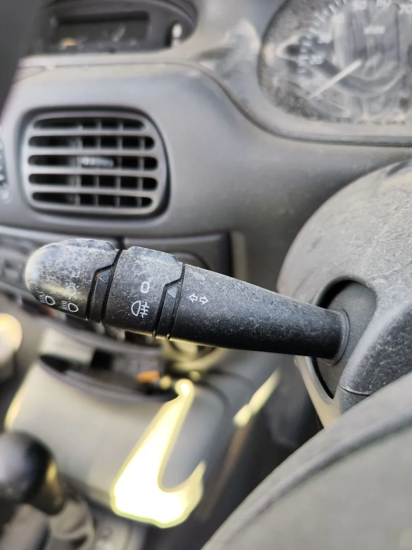 Foto de MANDO INTERMITENTES RENAULT SCENIC I (JA...) 1.4 CAT (95 CV / 70 KW)