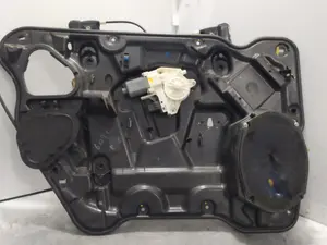Foto de ELEVALUNAS DELANTERO IZQUIERDO FIAT FREEMONT (345) 2.0 16V Multijet CAT (170 CV / 125 KW) referencia 68209826AB