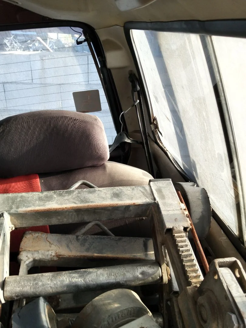 Foto de CINTURON SEGURIDAD TRASERO DERECHO NISSAN VANETTE (C220) 2.0 Diesel (67 CV / 49 KW)