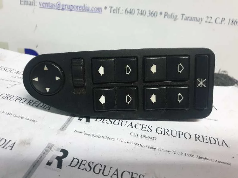 Foto de MANDO ELEVALUNAS DELANTERO IZQUIERDO BMW SERIE 5 TOURING (E39) referencia 8368966