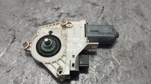 Foto de MOTOR ELEVALUNAS DELANTERO IZQUIERDO AUDI Q7 (4L) 3.0 V6 24V TDI (239 CV / 176 KW) referencia 4L0959801B foto 3