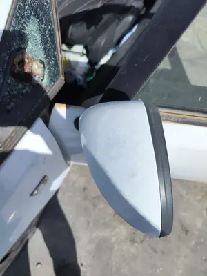 Foto de RETROVISOR IZQUIERDO OPEL CORSA D 1.3 16V CDTI (75 CV / 55 KW) foto 4