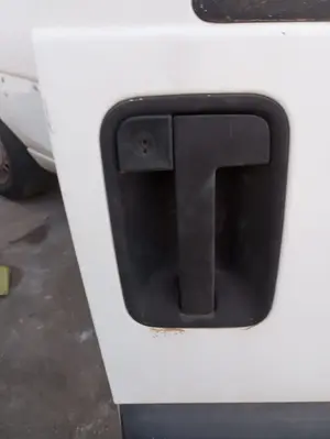 Foto de MANETA EXTERIOR DELANTERA DERECHA FIAT I SCUDO (222) 2.0 16V JTD CAT (109 CV / 80 KW) referencia 1476387899
