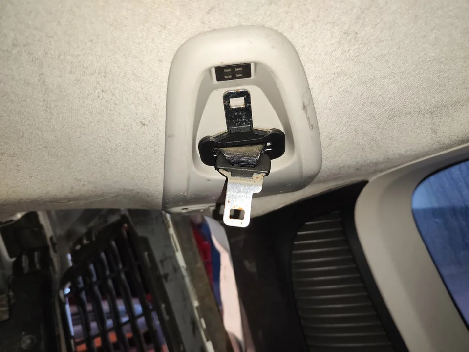 Foto de CINTURON SEGURIDAD TRASERO CENTRAL CITROEN C3 PICASSO 1.6 HDi FAP (92 CV / 68 KW) referencia 96817099XX