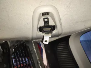 Foto de CINTURON SEGURIDAD TRASERO CENTRAL CITROEN C3 PICASSO 1.6 HDi FAP (92 CV / 68 KW) referencia 96817099XX