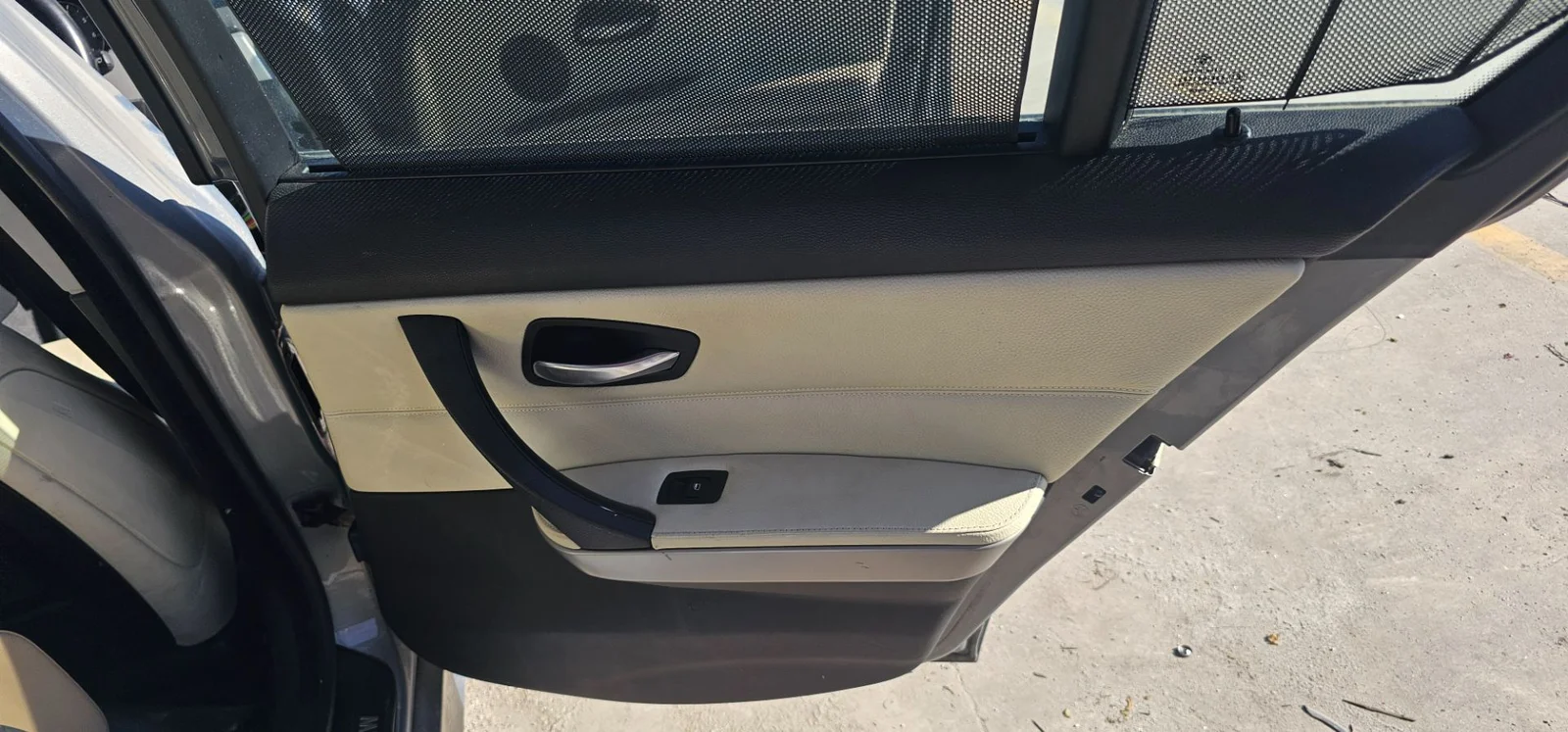 Foto de GUARNECIDO PUERTA TRASERA DERECHA BMW SERIE 3 BERLINA (E90) 2.0 CAT (129 CV / 95 KW)