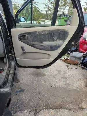 Foto de GUARNECIDO PUERTA TRASERA DERECHA RENAULT SCENIC I (JA...) 1.9 dCi Diesel CAT (102 CV / 75 KW) referencia 7700415963 foto 2