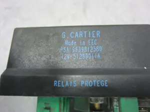 Foto de CAJA PRECALENTAMIENTO PEUGEOT 307 BREAK / SW (S1)(04.2002) 2.0 HDi FAP CAT (107 CV / 79 KW) referencia 9639912580 foto 2