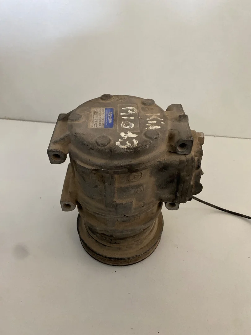 Foto de COMPRESOR AIRE ACONDICIONADO SIN MARCA SIN MODELO referencia 1214012201